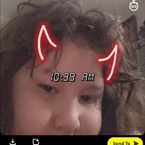 Meet your Posher, Abril